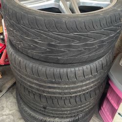 Tires/ Rines