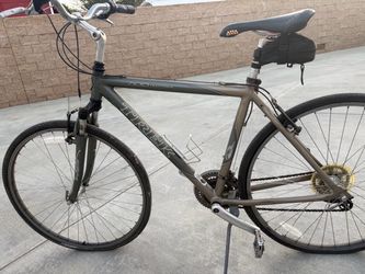 Trek commuter bike