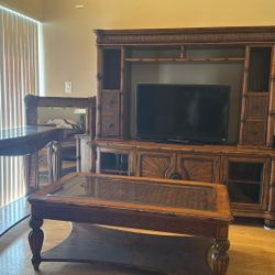 Tommy Bahama Style Furniture Light Wood 5 Piece Set Wall Unit Coffee Table Large Mirror Console Table 
