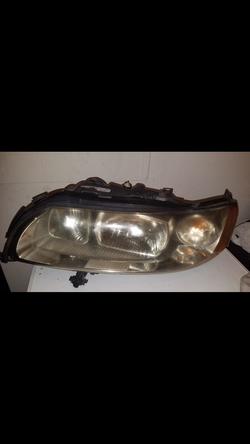 06 s60 Volvo headlights