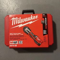Milwaukee 2473-22 M12 Lithium-Ion Force Logic Cordless Press Tool Kit w/ 3 Jaws