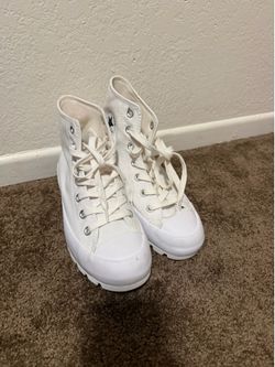 White chunk converse