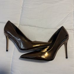 Nine West Copper Pumps 