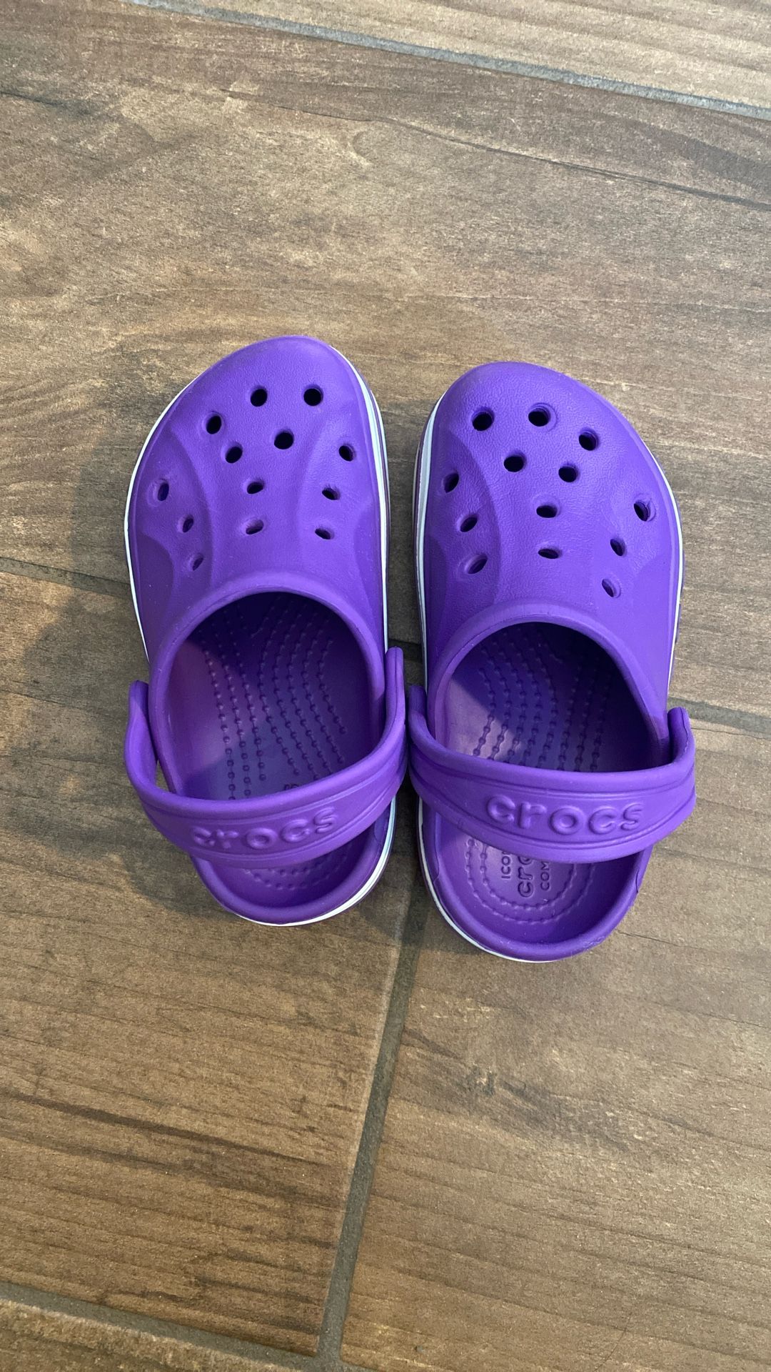 Crocs Bayaband Clog Neon Purple / White, Size 8C