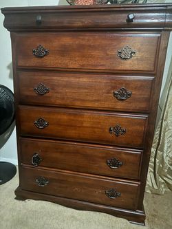 Dresser 5 drawer tall chest