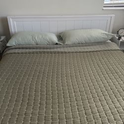 Bed Frame 
