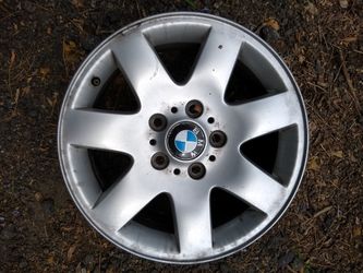 BMW 325i rims