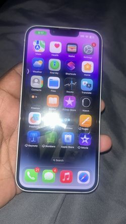 iPhone 16e