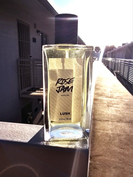 Lush Perfume- Rose Jam⚘️
