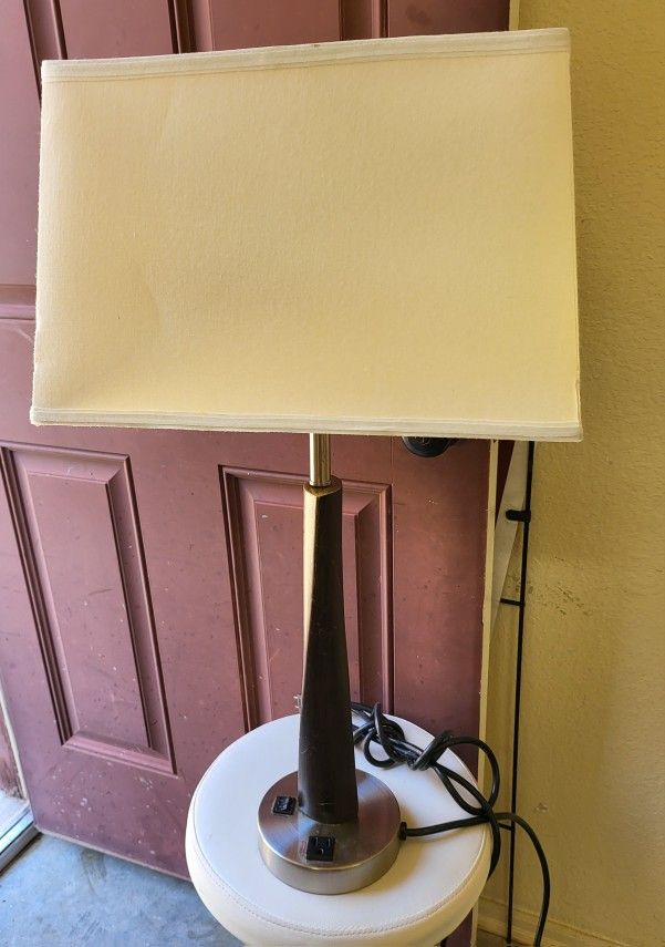 Lamp With Outlets And Switch In Base