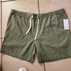 Goodfellow XXL Olive Green 7"  Shorts