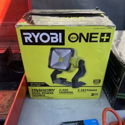 Ryobi P721 18V ONE+ Hybrid 2400 Lumen LED Work Light – New Tool Only