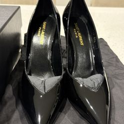Yves Saint Laurent Heels 37