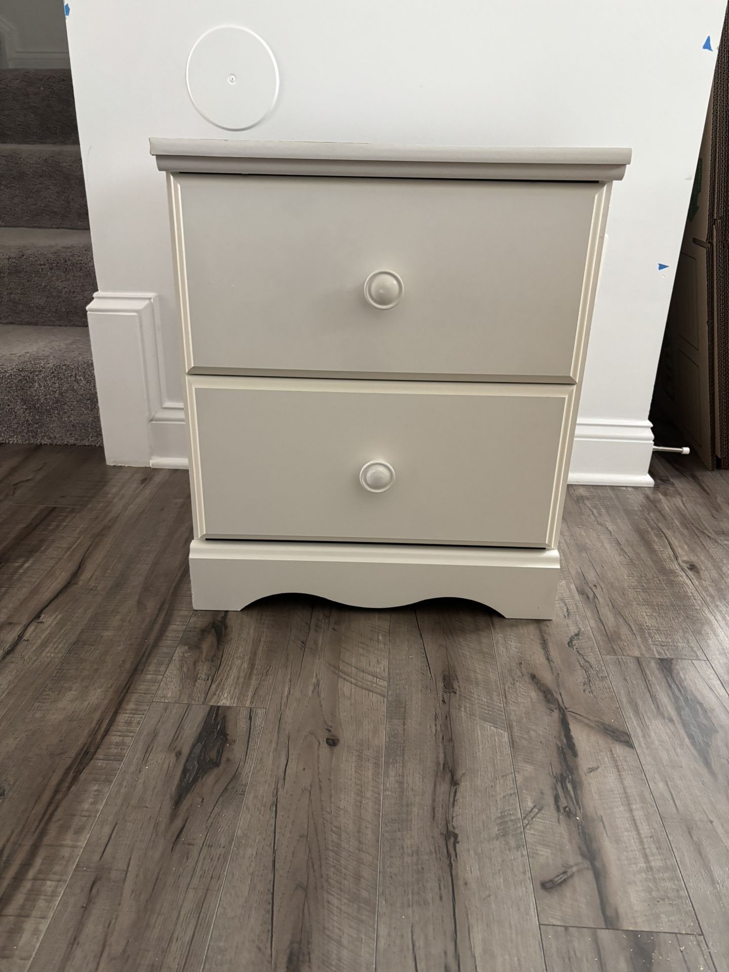 Night Stand End Table Bedside Table Dresser w/ Drawers White