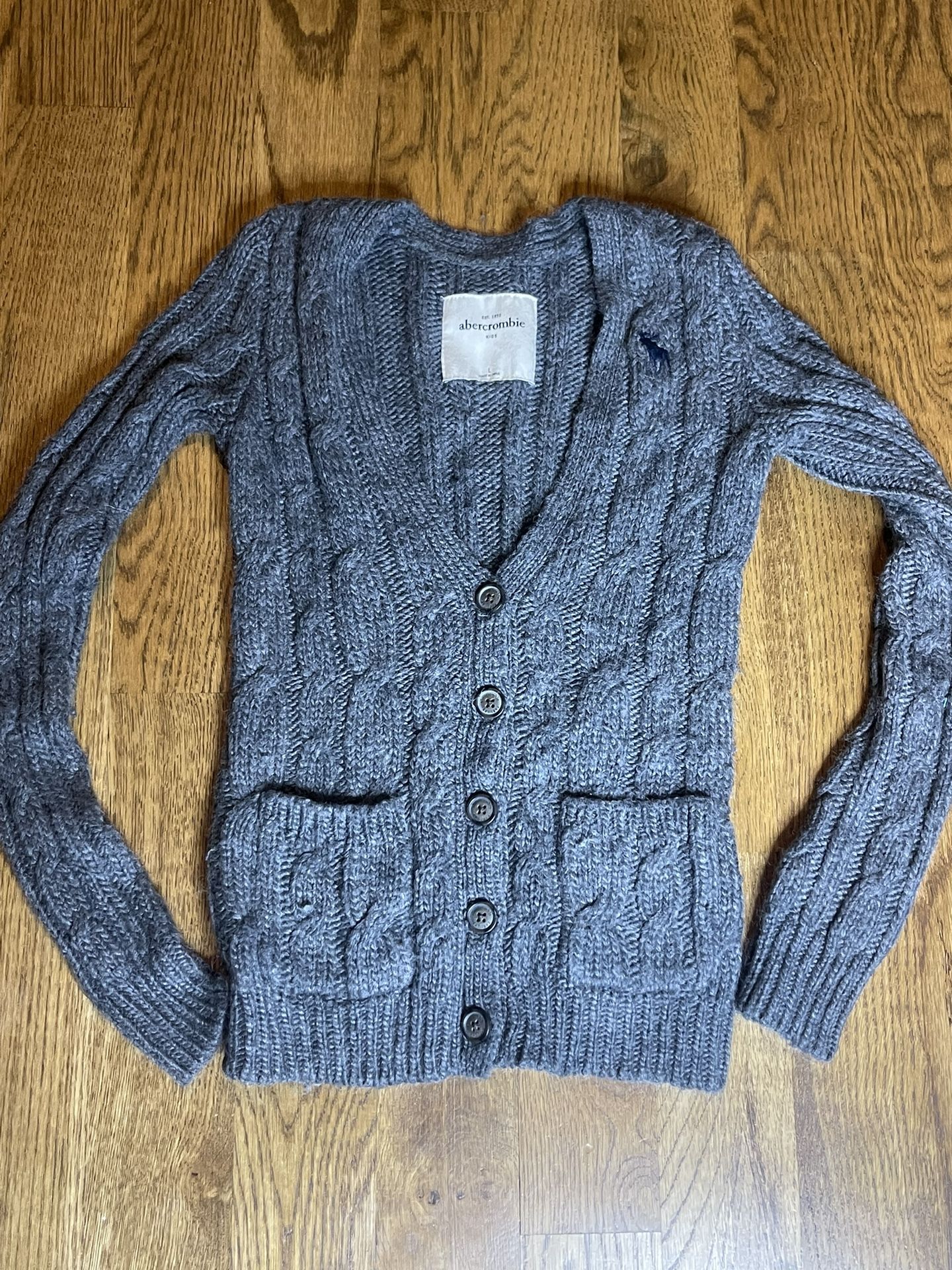 Abercrombie Cardigan Size L In Kids But Can Fit As A Small On Adult
