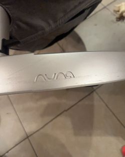 Nuna LEAF Grow Baby Bouncer