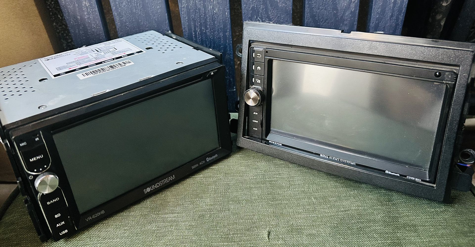 Sound stream & Boss Double Dim Stereos