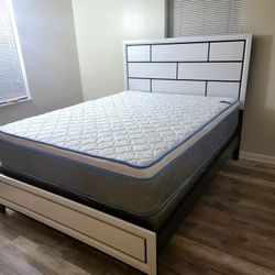 NEW QUEEN PILLOW TOP MATTRESS WITH BOX SPRING ♨️ Bed frame is not available