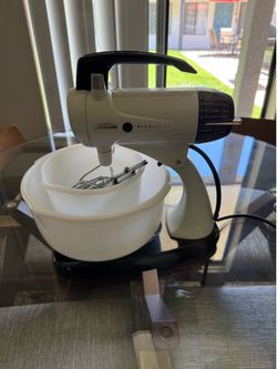 Sunbeam Mixmaster vintage mixer