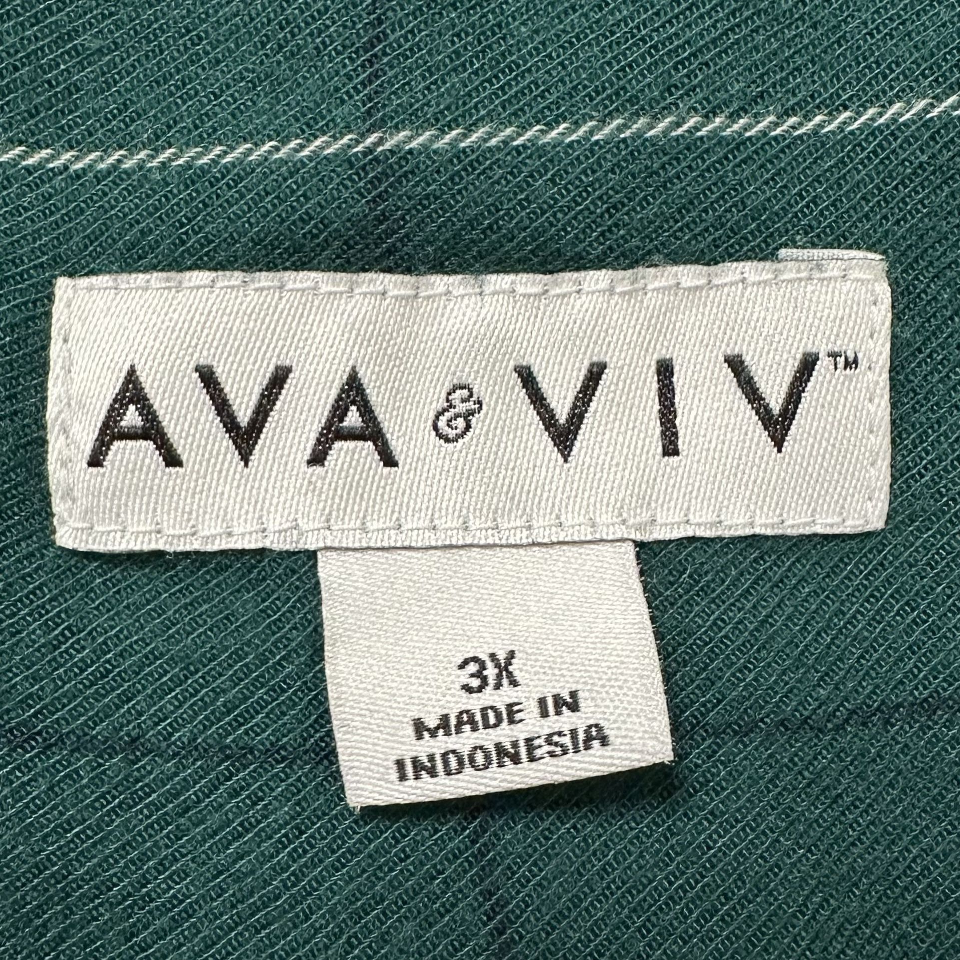 Ava & Viv Green Plaid Long Sleeves Button Down Women’s Shirt
