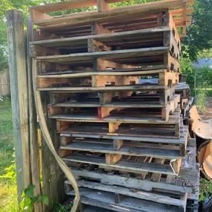 Pallets ($5 Per pallet)