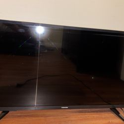 32 inch TV (Toshiba)