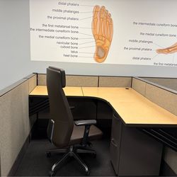 FREE CUBICLE DESK!! 70in x 70in