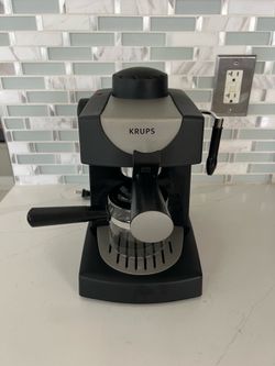 Krups Espresso Machine Coffee Maker Model: FND111, Black
