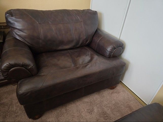 Oversized Leather Chair And Ottoman