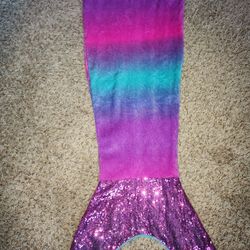 Mermaid Tail Fleece Blanket
