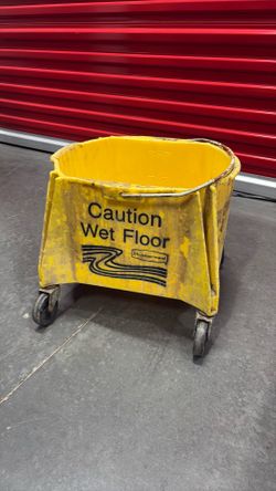 Moping buckets
