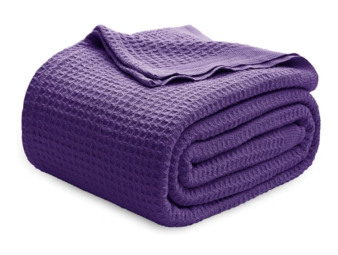 🟣 Title: Bedsure 100% Cotton Waffle Weave Blanket – Queen Size, Purple, 90x90