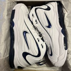Nike air cheap uptempo champs