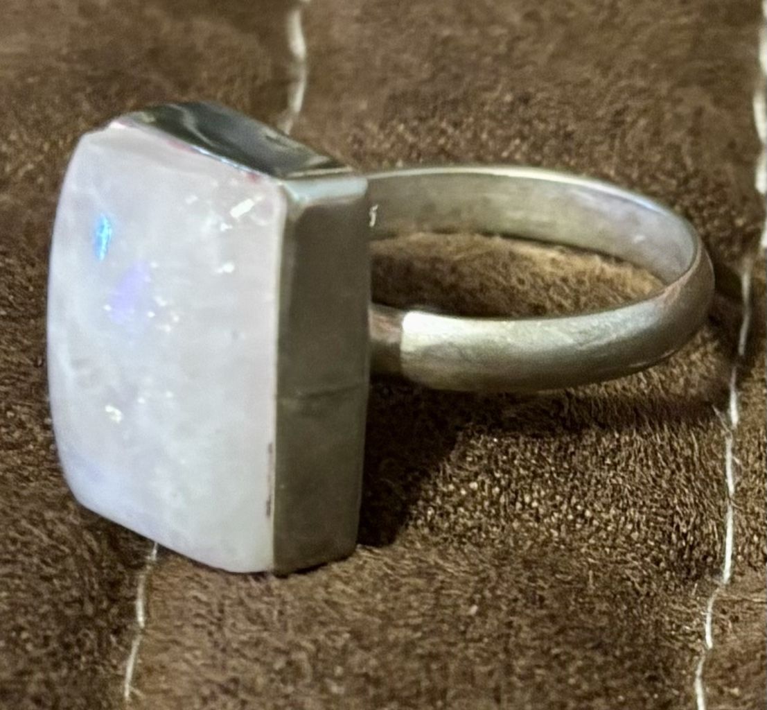 Silver Ring with Moonstone SZ 7/8