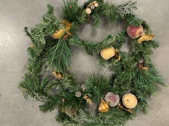 11’ Holiday Garland