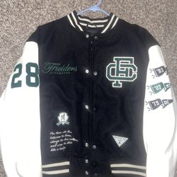 Size medium Letter H&M