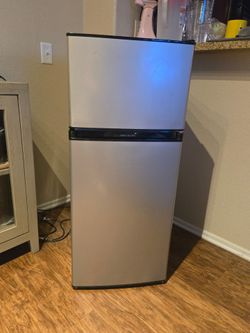 Frigidaire  mini 4 foot fridge w/ freezer