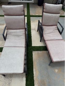 Poolside chairs