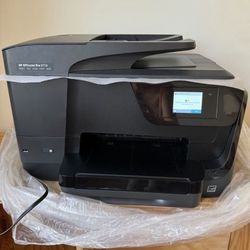 New HP OfficeJet All-in-one 8710 + 2500 Premium Paper Sheets