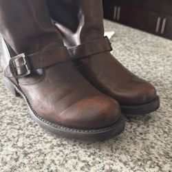 Frye Veronica Boots Size 9
