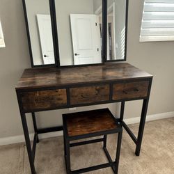 Make Up Vanity