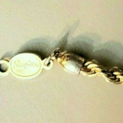 NAPIER Rope Link Bracelet In Goldtone. Great Condition. 