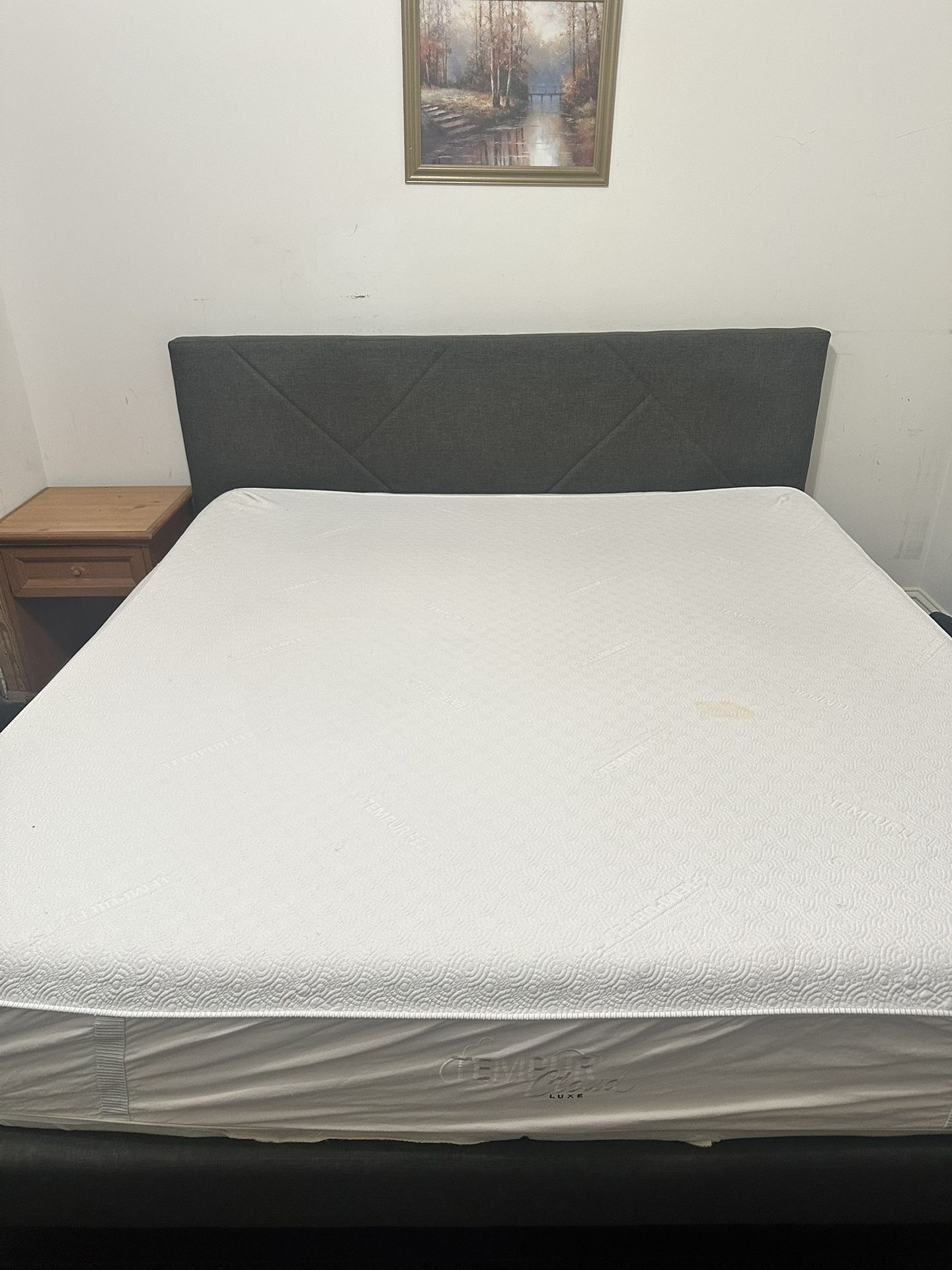 King Size Bed Tempur-Pedic Cloud Luxe