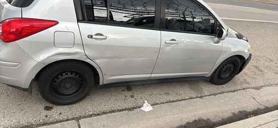 Nissan versa