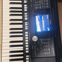 Yamaha PSR-S950, 61-key professional Keyboard 