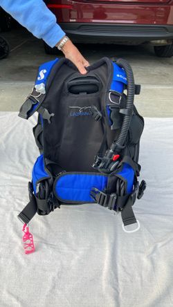 ScubaPro LadyHawk BCD and Air2 Octopus 