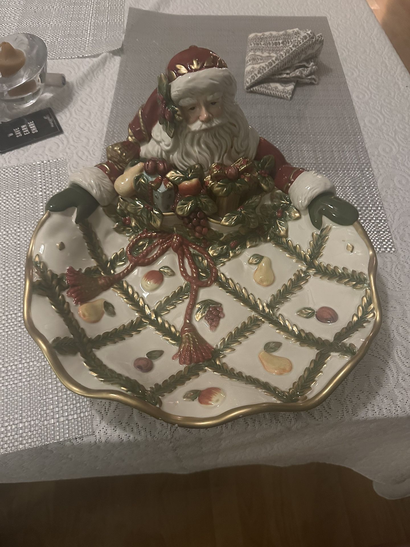 Fitz and Floyd Renaissance Santa Server 12 1/2” By Della Robbia Christmas  Plate