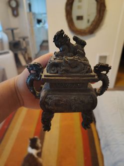 Vintage cast iron incent holder