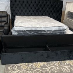 BRAND NEW KING STORAGE BED $629