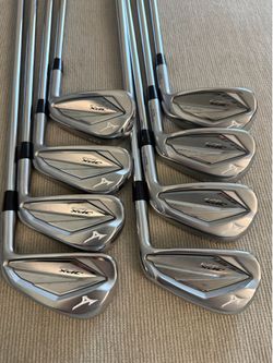 2023 Mizuno JPX 923 Forged